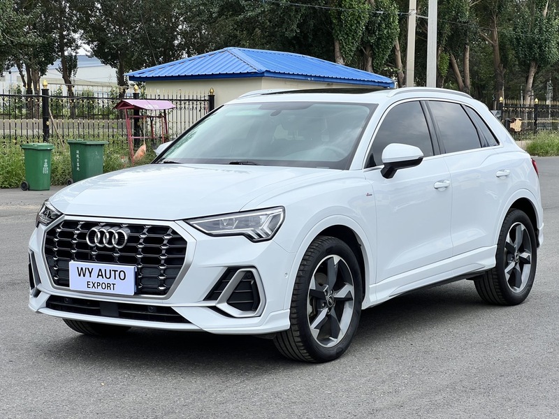 2021 Audi Q3 35 TFSI Fashion Sport (Shíshàng Dònggǎn Xíng)