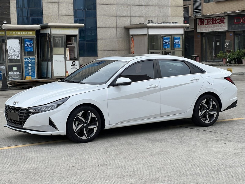 2022 Hyundai Elantra 1.5L CVT LUX Premium Edition (Zūnguì Bǎn)