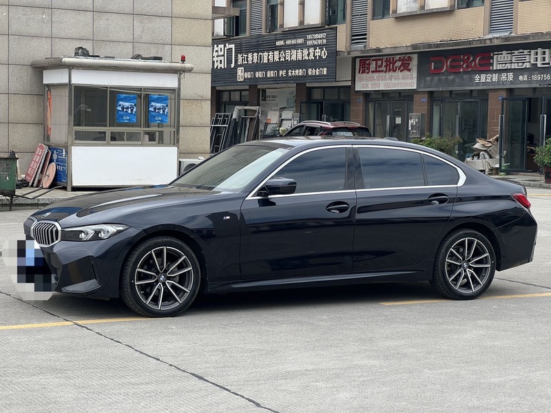 2023 BMW 3 Series 320Li M Sport Package (M Yùndòng Tàozhuāng)