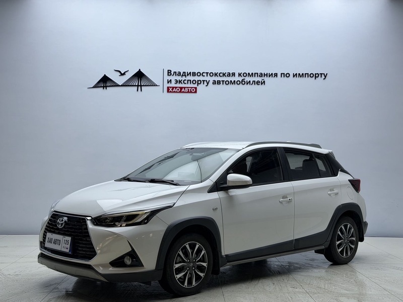 2022 Toyota YARiS L X 1.5L CVT PLUS Zhixuan Luxury (Zhìxuàn X 1.5L CVT Háohuá PLUS Bǎn)
