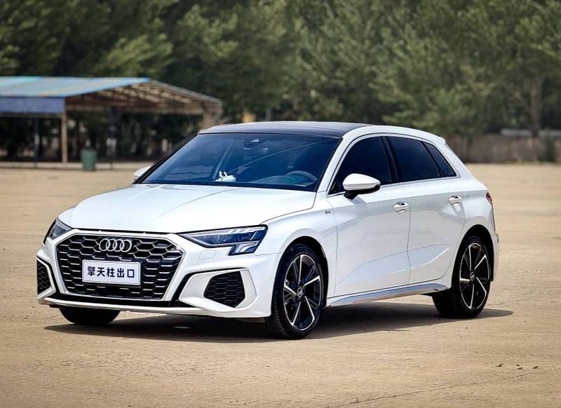 2023 Audi Restyling A3 Sportback 35 TFSI Fashion Sport (Shíshàng Yùndòng Xíng)