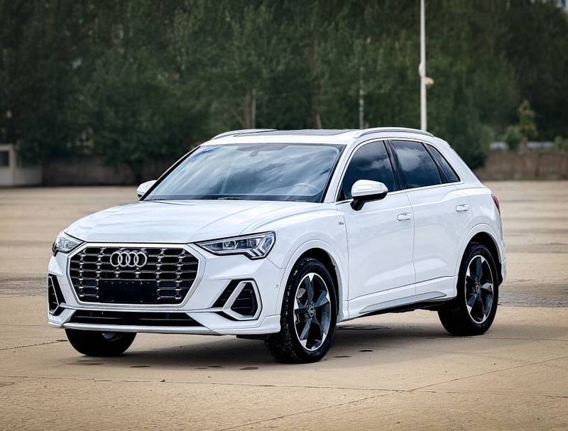 2023 Audi Q3 35 TFSI 1.4T Fashion Sport (Shíshàng Yùndòng Xíng) (1.4T)
