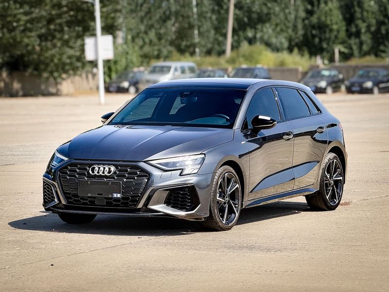 2022 Audi A3 Sportback 35 TFSI Fashion Sport (Shíshàng Yùndòng Xíng)