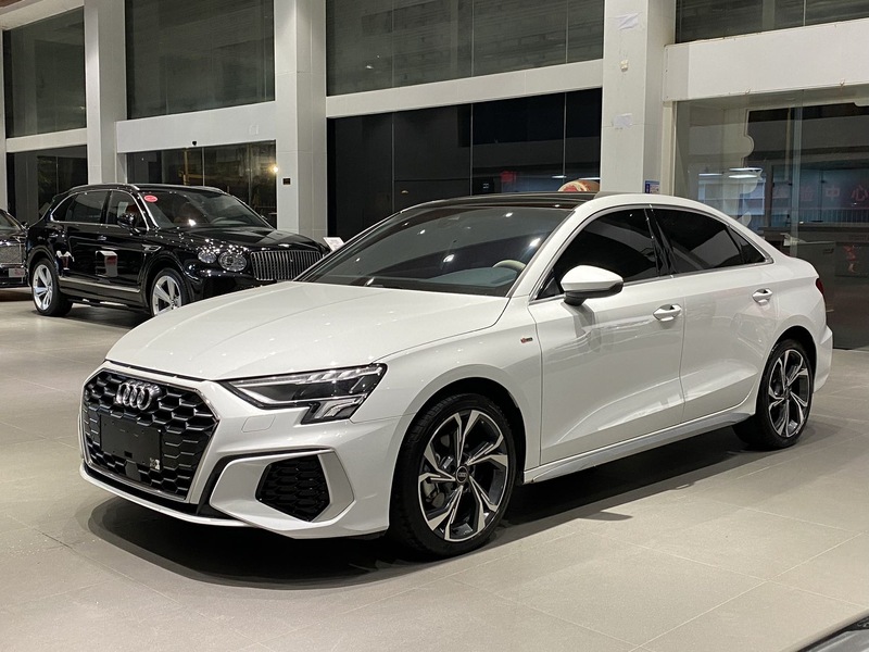 2022 Audi A3 A3L Limousine 35 TFSI Luxury Sport (Háohuá Yùndòng Xíng)