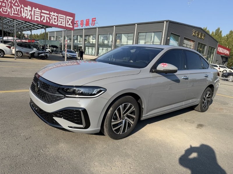 2023 Volkswagen LaVida Restyling 1.5L Automatic Starry Sky Five Million Edition (Xīngkōng Wǔbǎiwàn Bǎn)