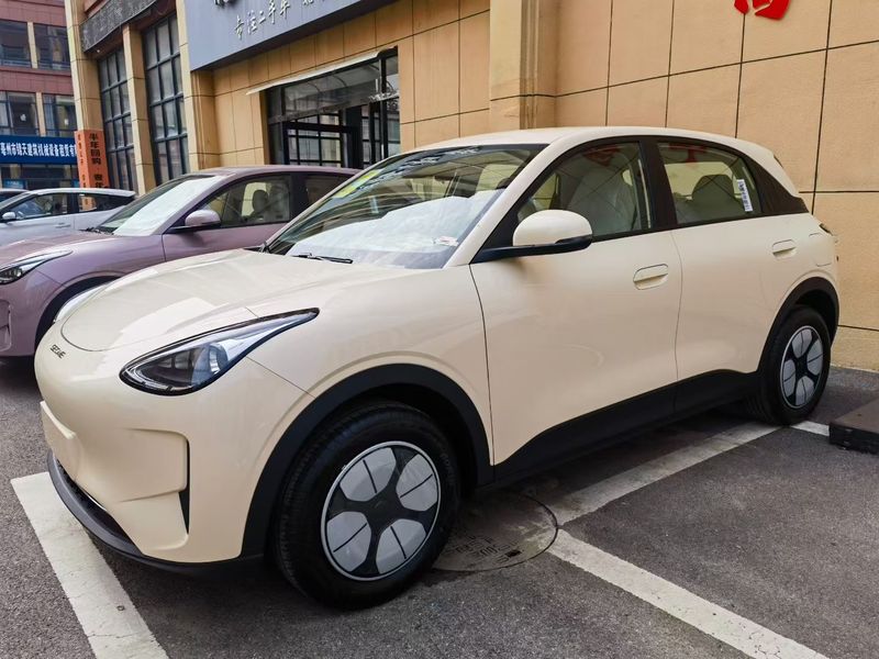 2026 Geely 310km Galaxy Xingyuan Youth Edition (Qīngchūn Bǎn)