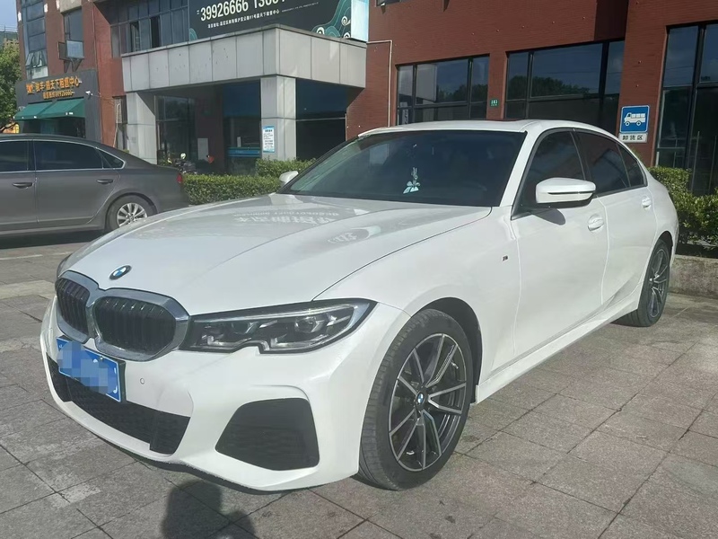 2022 BMW 3 Series Restyling 320Li M Sport Package (M Yùndòng Tàozhuāng)