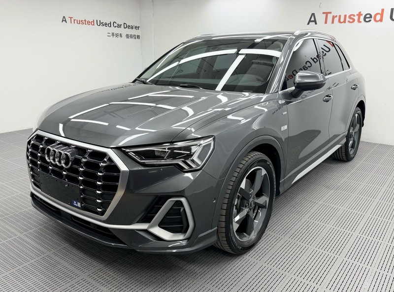 2022 Audi Q3 35 TFSI Fashion Sport (Shíshàng Yùndòng Xíng)