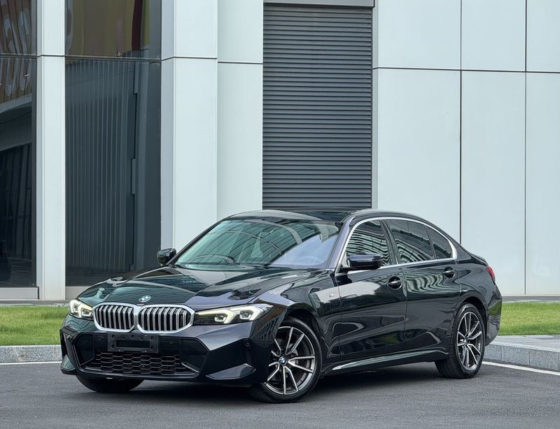 2023 BMW 3 Series 320Li M Sport Package (M Yùndòng Tàozhuāng)