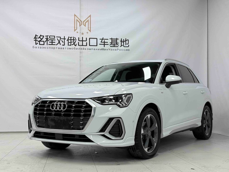 2022 Audi Q3 35 TFSI Fashion Sport (Shíshàng Yùndòng Xíng)